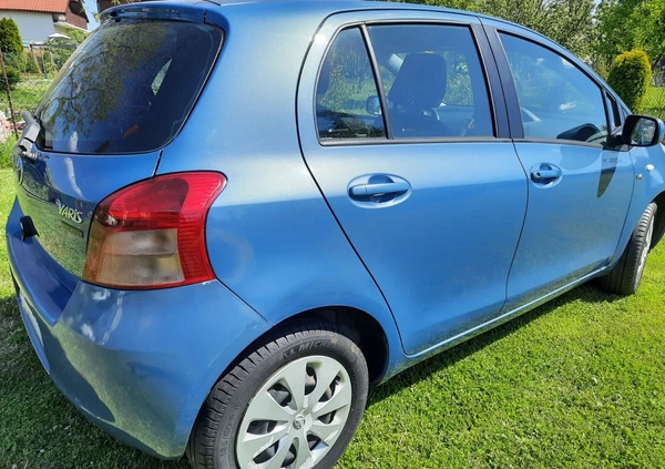 Toyota Yaris cena 16900 przebieg: 118000, rok produkcji 2008 z Dobra małe 37